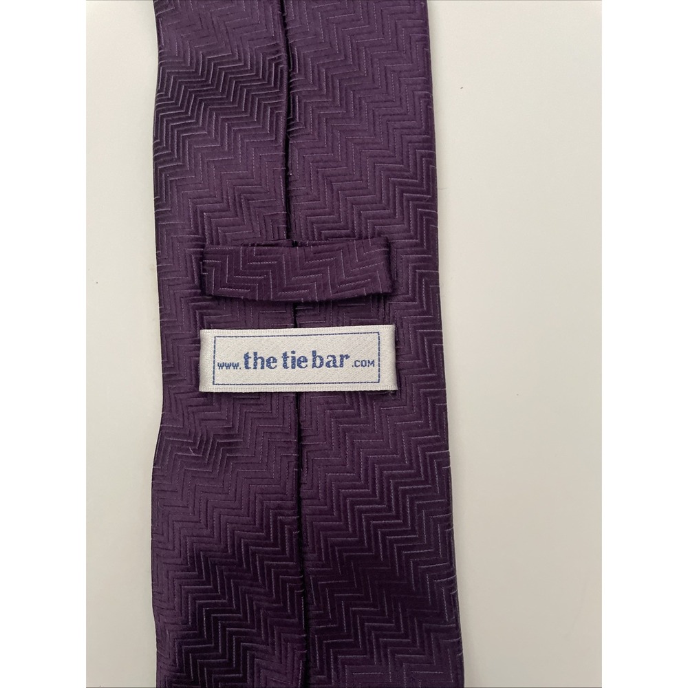 The Tie Bar Mens Purple Silk Chevron Textured Necktie Classic Formal Tie